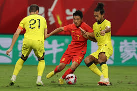 格审核